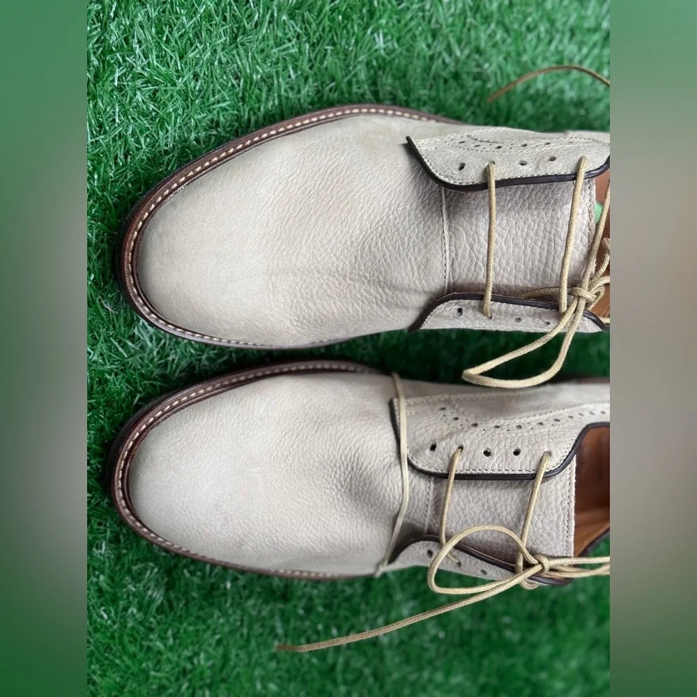 Johnston and Murphy men’s‎ shoe size 8.5 color Beige